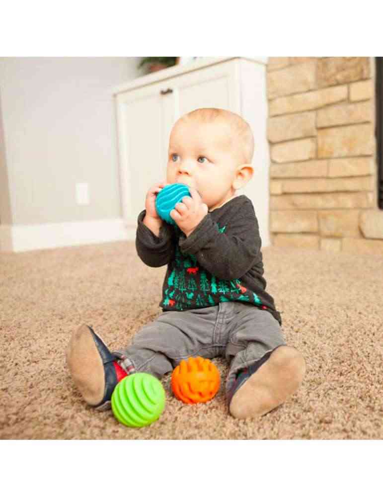 Plan Toys  Balles Sensorielles – Comme des enfants